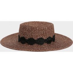 Parfois - Kapelusz. Czapki i kapelusze damskie Parfois. W wyprzedaży za 49.90 zł.