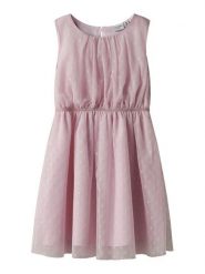 NAME IT Sukienka letnia Vabos 13218323 Różowy Regular Fit. Czerwone sukienki dla dziewczynek Name it, na lato, bez wzorów, z syntetyku, bez ramiączek. Za 89.99 zł.