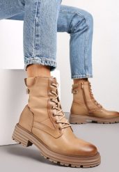 Beżowe Botki w Stylu Workerów Grunge Lenikka. Brązowe botki damskie Renee, bez obcasa, na płaskiej podeszwie, bez zapięcia. Za 99.99 zł.