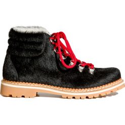 Buty MONTELLIANA MARGHERITA CAVALLINO. Czarne trekkingi damskie Montelliana, na zimę, climacool (adidas). W wyprzedaży za 1,232.00 zł.