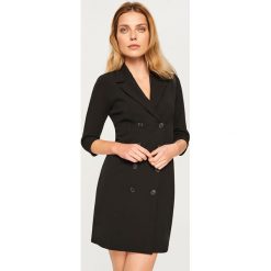 Sukienka o kroju marynarki - Czarny. Sukienki damskie marki Reserved. Za 179.99 zł.