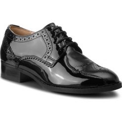 Oxfordy CLARKS - Netley Rose 261351674 Black Pat. Czarne półbuty damskie Clarks, ze skóry. Za 459.00 zł.