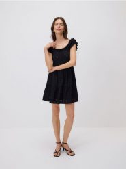 Ażurowa sukienka mini - czarny. Czarne sukienki damskie Reserved, l, w ażurowe wzory, z dzianiny, bez kołnierzyka, bez ramiączek, mini. W wyprzedaży za 49.99 zł.