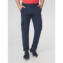 Szorty męskie do kolan TBS Fuppacou. Niebieskie szorty męskie TBS, na lato, l, bez wzorów. Za 329.00 zł.