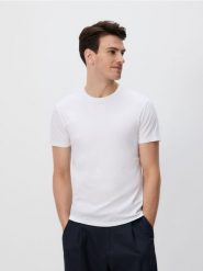 T-shirt regular z modalem - biały. Białe t-shirty męskie Reserved, l, bez wzorów, z dzianiny, bez kołnierzyka. Za 99.99 zł.