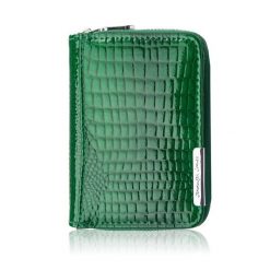Portfel damski skórzany mini zielony skóra naturalna lakierowana croco SP-18-CGRN. Zielone portfele damskie Paolo Peruzzi, bez wzorów, z lakierowanej skóry. Za 59.00 zł.