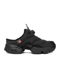 Klapki Reebok. Czarne klapki damskie Reebok, bez wzorów, bez obcasa. Za 649.99 zł.