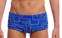 Kąpielówki FUNKY TRUNKS Much Munchies - trunki chłopięce. Niebieskie kąpielówki dla chłopców FUNKY TRUNKS, bez wzorów, z elastanu. Za 119.00 zł.