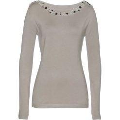 Sweter z aplikacją z perełek bonprix kamienisty. Szare swetry damskie bonprix. Za 119.99 zł.
