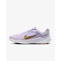 Buty do biegania damskie Nike Quest 5. Fioletowe obuwie sportowe damskie Nike, bez wzorów, z gumy, do biegania. Za 358.00 zł.