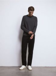 Longsleeve z bawełny merceryzowanej - czarny. Czarne bluzki z długim rękawem męskie Reserved, l, bez wzorów, z bawełny, bez kołnierzyka. Za 129.99 zł.