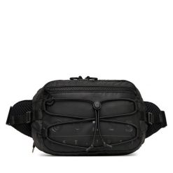 Saszetka nerka Guess. Czarne saszetki męskie Guess, młodzieżowe, małe. Za 269.99 zł.