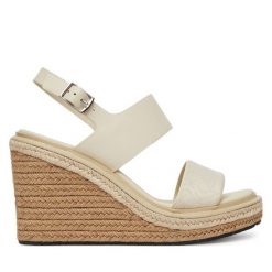 Espadryle Calvin Klein. Białe sandały damskie Calvin Klein, bez wzorów, bez obcasa, bez zapięcia. Za 409.99 zł.