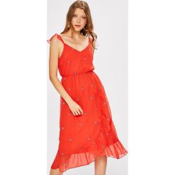 Vero Moda - Sukienka. Sukienki damskie marki Vero Moda. W wyprzedaży za 139.90 zł.