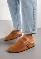 Brązowe Klapki z Ozdobnym Paskiem i Klamrą Calevelis. Brązowe klapki damskie Born2be, bez wzorów, z jeansu, eleganckie, bez obcasa, na obcasie. Za 49.99 zł.