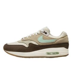 Nike Air Max 1 Crepe Hemp. Brązowe obuwie sportowe damskie Nike, bez wzorów, trekkingowe, nike air max. Za 1,370.49 zł.