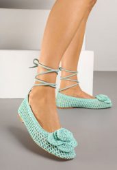 Zielone Balerinki z Ażurową Cholewką Ozdobione Kwiatem 3D Cleiria. Zielone baleriny damskie Renee, z aplikacjami, z jeansu, eleganckie, bez obcasa. Za 74.99 zł.