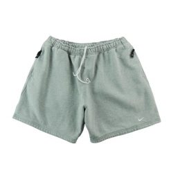 Second life - Męskie szare spodenki Solo Swoosh - Jak nowy. Szare krótkie spodenki sportowe męskie Nike, l, bez wzorów, na fitness i siłownię. Za 106.46 zł.