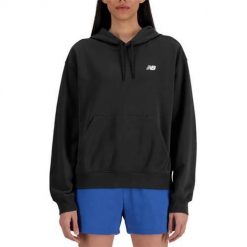 Bluza sportowa damska New Balance WT41507BK. Czarne bluzy sportowe damskie New Balance, xl, bez wzorów, z kapturem, do piłki nożnej. Za 351.00 zł.