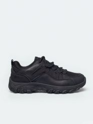 Buty męskie trekkingowe czarne SS174277 906. Czarne trekkingi męskie Big Star, trekkingowe. Za 179.99 zł.