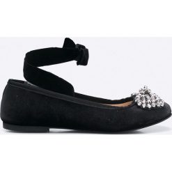 Guess Jeans - Baleriny dziecięce. Baleriny damskie marki Guess Jeans. W wyprzedaży za 199.90 zł.