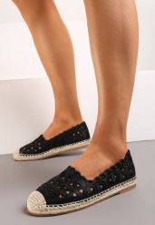 Czarne Espadryle z Ażurową Cholewką i Plecioną Płaską Podeszwą Plicia. Czarne espadryle damskie Born2be, na lato, w ażurowe wzory, eleganckie, z okrągłym noskiem, bez obcasa, na płaskiej podeszwie, bez zapięcia. Za 64.99 zł.