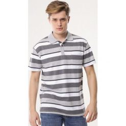 Jasnoszara Koszulka Adeptness. Koszulki polo męskie Born2be. Za 49.99 zł.