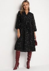 Czarna Trapezowa Sukienka w Kwiaty Ozdobiona Aplikacjami 3D Guzikami i Paskiem Estinella. Czarne sukienki dla dziewczynek Born2be, z aplikacjami, eleganckie, bez ramiączek. Za 229.99 zł.