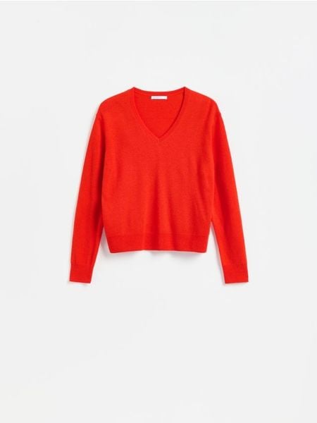Sweter z wełny merino - czerwony. Czerwone swetry damskie Reserved, l, bez wzorów, z wełny, bez kołnierzyka, bez ramiączek, bez kaptura. Za 169.99 zł.