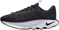 Nike Buty NIKE WMNS MOTIVA (DV1238 001) 38.5. Obuwie sportowe damskie Nike, bez wzorów. Za 408.45 zł.