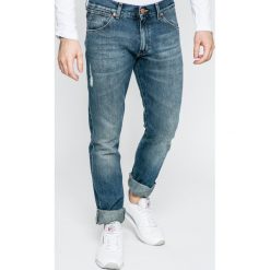 Wrangler - Jeansy Larston. Jeansy męskie Wrangler. W wyprzedaży za 119.90 zł.