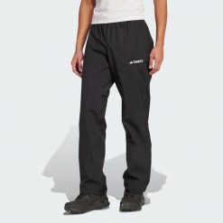 Dwuwarstwowe spodnie przeciwdeszczowe Terrex Multi Climaproof 2.0. Czarne spodnie sportowe męskie Adidas, m, bez wzorów, climaproof (adidas). Za 479.00 zł.