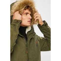 Tommy Jeans - Parka. Brązowe parki męskie Tommy Jeans, z bawełny. Za 999.90 zł.
