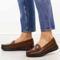 Brązowe skórzane mokasyny damskie Potocki 19427. Brązowe mokasyny damskie POTOCKI, z jeansu, biznesowe. Za 219.00 zł.