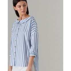 Koszula oversize z szerokim kołnierzem - Niebieski. Koszule damskie marki Mohito. Za 99.99 zł.