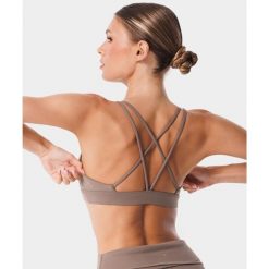 Stanik sportowy crossback dla kobiet Carpatree Balletcore. Szare obuwie sportowe damskie Carpatree, bez wzorów, na fitness i siłownię. W wyprzedaży za 118.99 zł.