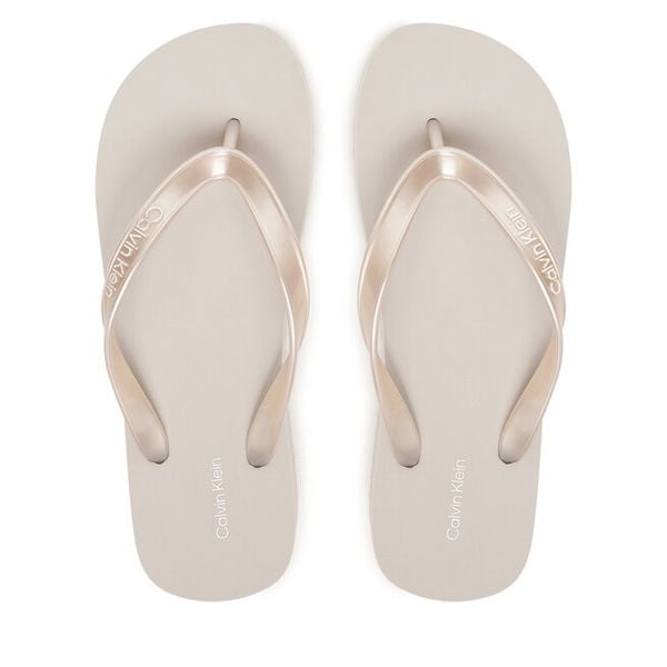 Japonki Calvin Klein. Szare klapki damskie Calvin Klein, bez wzorów, bez obcasa. Za 170.99 zł.
