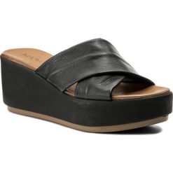 Klapki INUOVO - 8696 Black. Klapki damskie marki bonprix. W wyprzedaży za 149.00 zł.