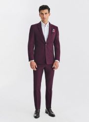 PAKO LORENTE – Bordowy garnitur męski. Czerwone garnitury męskie Pako Lorente, bez wzorów, z elastanu, eleganckie. Za 1,099.98 zł.