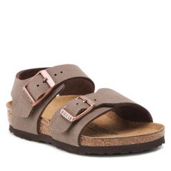 Sandały Birkenstock. Brązowe sandały chłopięce Birkenstock, bez zapięcia. Za 249.99 zł.