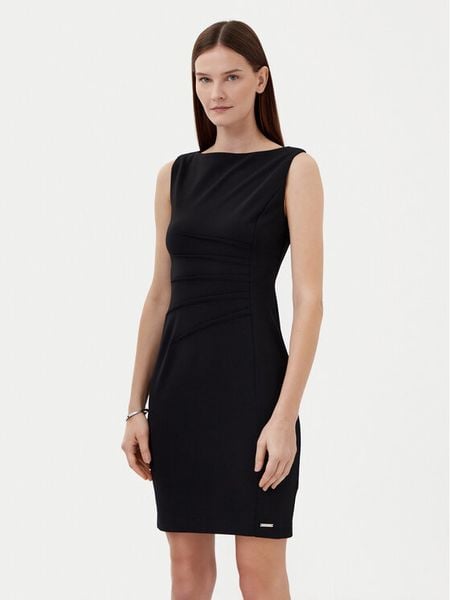 Calvin Klein Sukienka codzienna K20K208433 Czarny Regular Fit. Czarne sukienki damskie Calvin Klein, na co dzień, bez wzorów, z syntetyku, wizytowe, bez kołnierzyka, bez ramiączek, proste. Za 429.99 zł.
