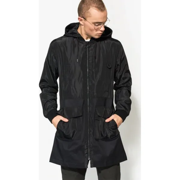 Confront Kurtka Maple , czarny, rozmiar M. Czarne kurtki męskie Confront, m, bez wzorów, z materiału. W wyprzedaży za 129.99 zł.