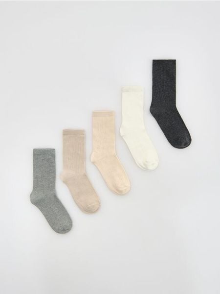 Długie skarpetki 5 pack - beżowy. Brązowe skarpety damskie Reserved, bez wzorów. Za 39.99 zł.