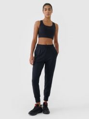 4F Spodnie treningowe szybkoschnące damskie - czarne S. Czarne spodnie sportowe damskie 4f, s, bez wzorów, z dzianiny, na fitness i siłownię. Za 179.99 zł.