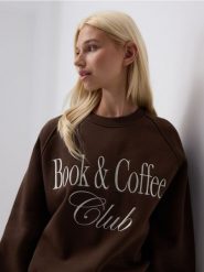 Bawełniana bluza z haftem - ciemnobrązowy. Brązowe bluzy damskie Reserved, l, bez wzorów, z bawełny, bez kaptura. Za 99.99 zł.