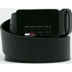 Tommy Jeans - Pasek skórzany. Czarne paski damskie Tommy Jeans, w paski, z jeansu. Za 199.90 zł.
