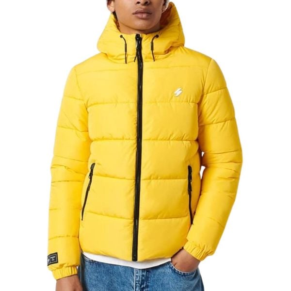 Kurtka turystyczna męska Superdry. Żółte kurtki męskie Superdry., na zimę, m, bez wzorów, z poliesteru, sportowe, z kapturem. Za 260.70 zł.