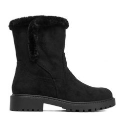 Botki Clara Barson. Czarne botki damskie Clara Barson, bez obcasa, na płaskiej podeszwie, bez zapięcia. Za 179.99 zł.