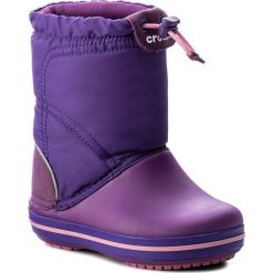 Śniegowce CROCS - Crocband Lodgepoint Boot K 203509 Amethyst/Ultraviolet. Buty zimowe dziewczęce marki Crocs. W wyprzedaży za 159.00 zł.