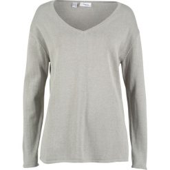 Luźniejszy sweter bonprix jasnoszary melanż. Szare swetry damskie bonprix, bez wzorów, bez kołnierzyka, bez ramiączek, bez kaptura. Za 37.99 zł.